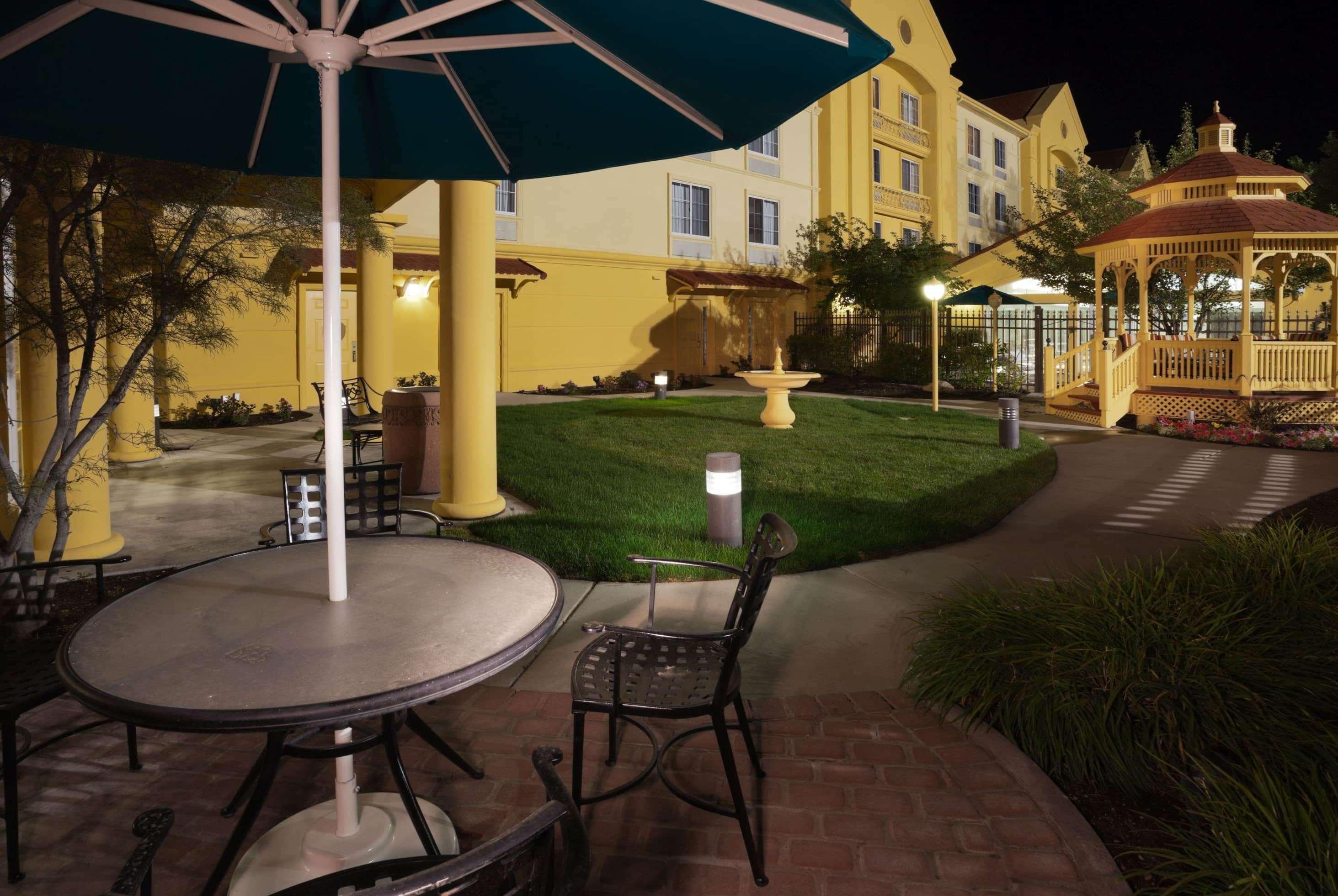 La Quinta By Wyndham Salt Lake City Airport Exterior photo