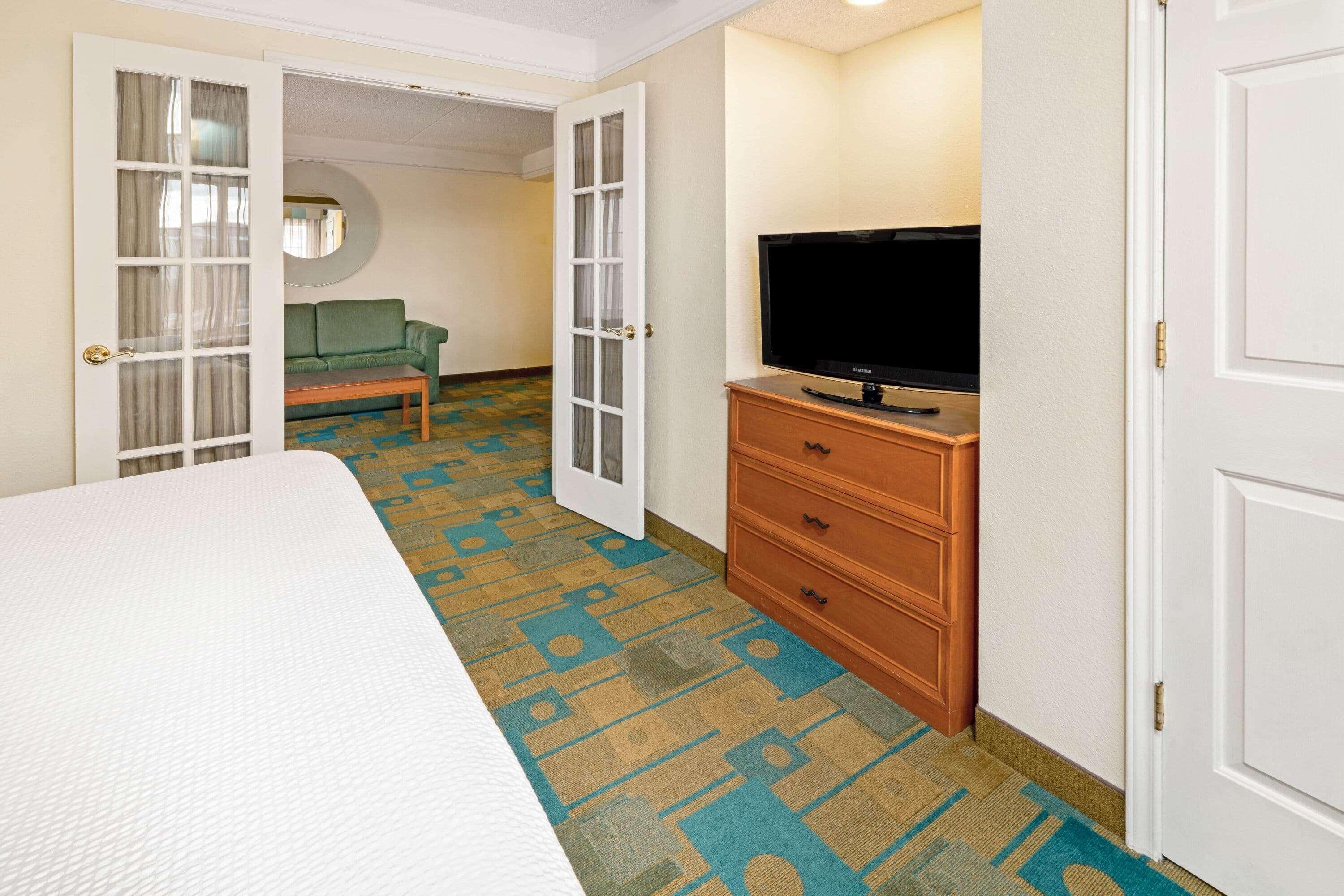 La Quinta By Wyndham Salt Lake City Airport Exterior photo